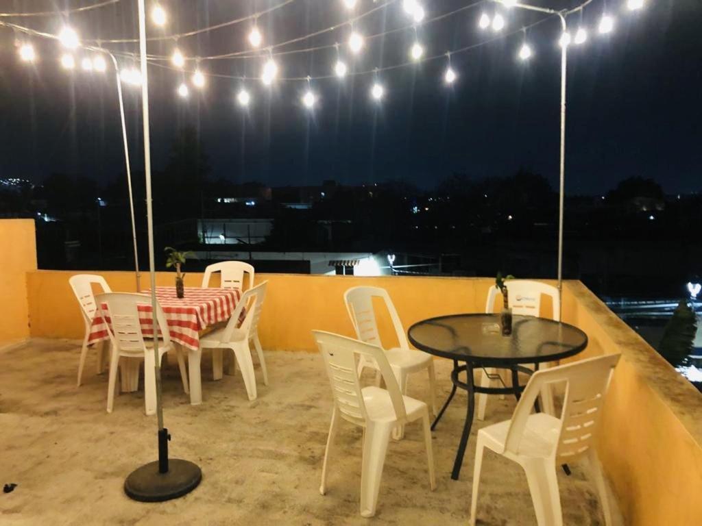 Los Nardos Hostel -Pet Friendly- Oaxaca المظهر الخارجي الصورة