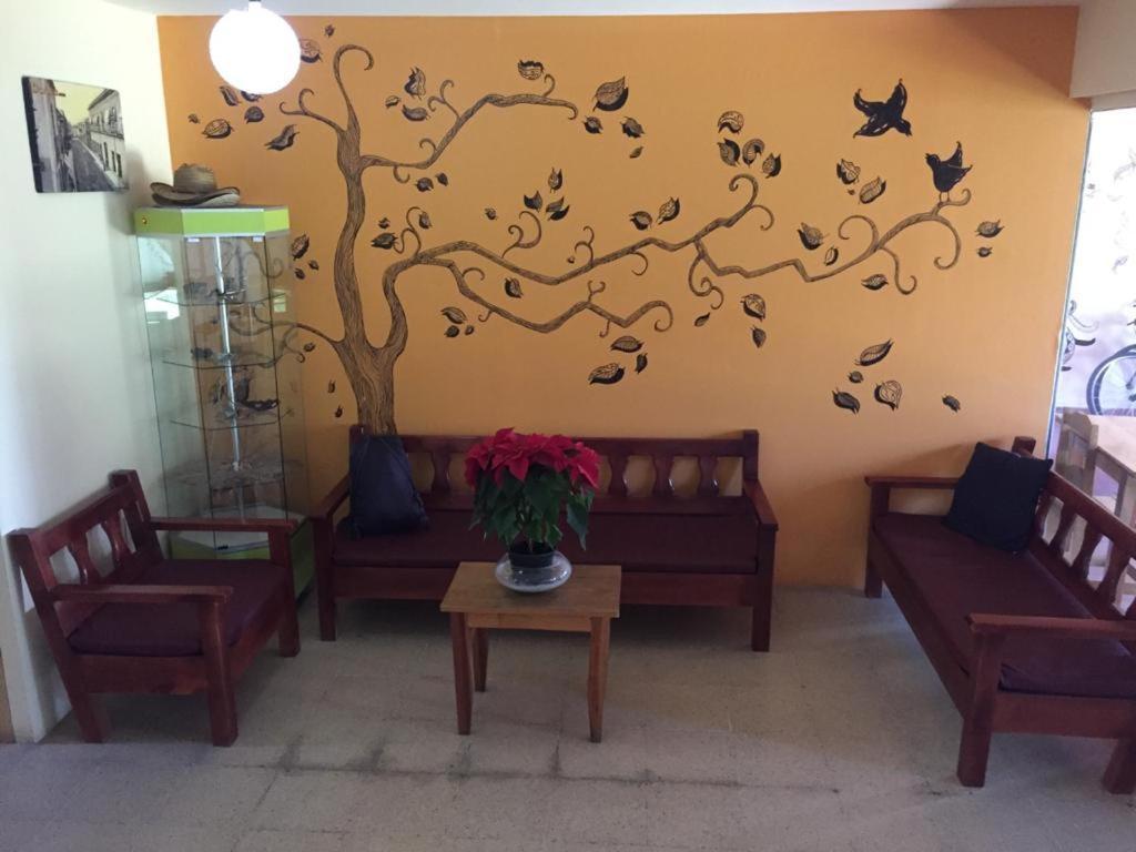 Los Nardos Hostel -Pet Friendly- Oaxaca المظهر الخارجي الصورة